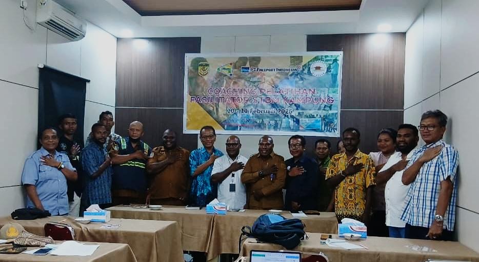 RUMSRAM–YPMAK Gelar Coaching Perkuat Fasilitator STBM, Lima Kampung di Mimika Sudah ODF