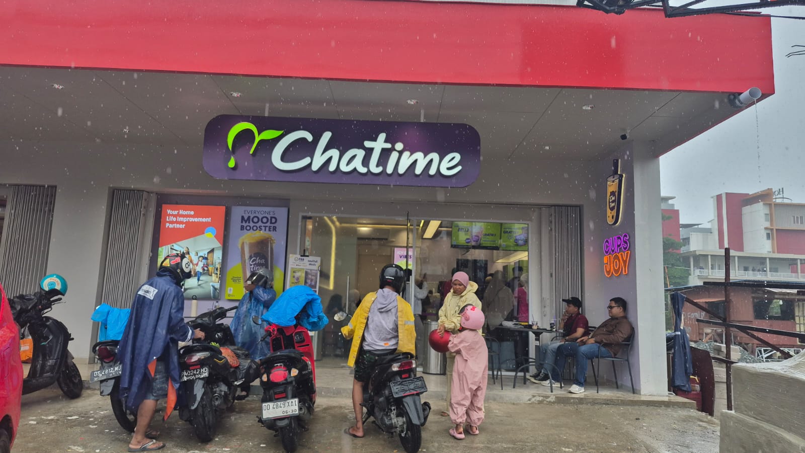 Chatime Hadir di Timika, Temani Warga Nikmati Momen Santai dengan Minuman Kekinian