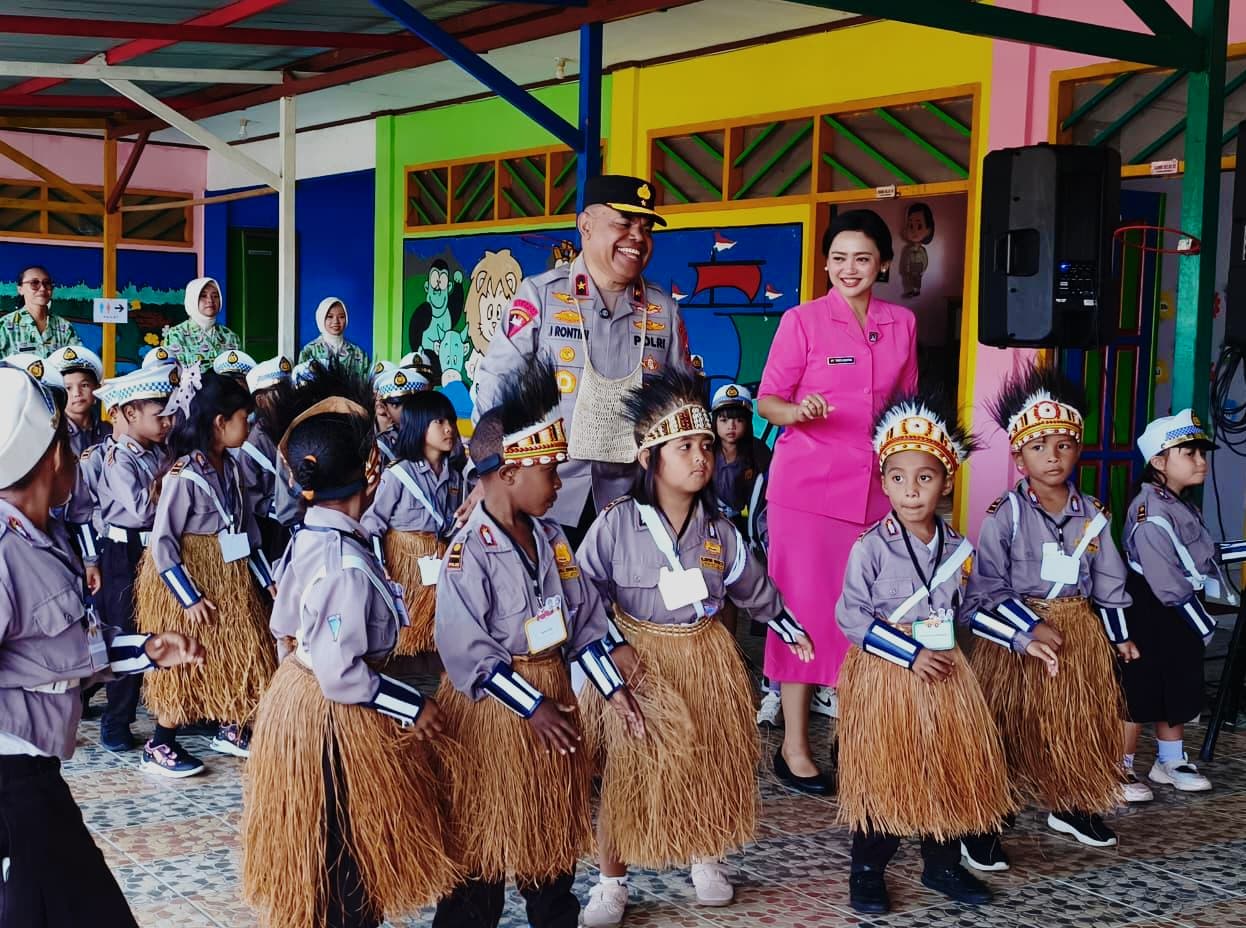 Kapolda Papua Tengah Bangga Lihat Progres TK Kemala Bhayangkari 17 Mimika