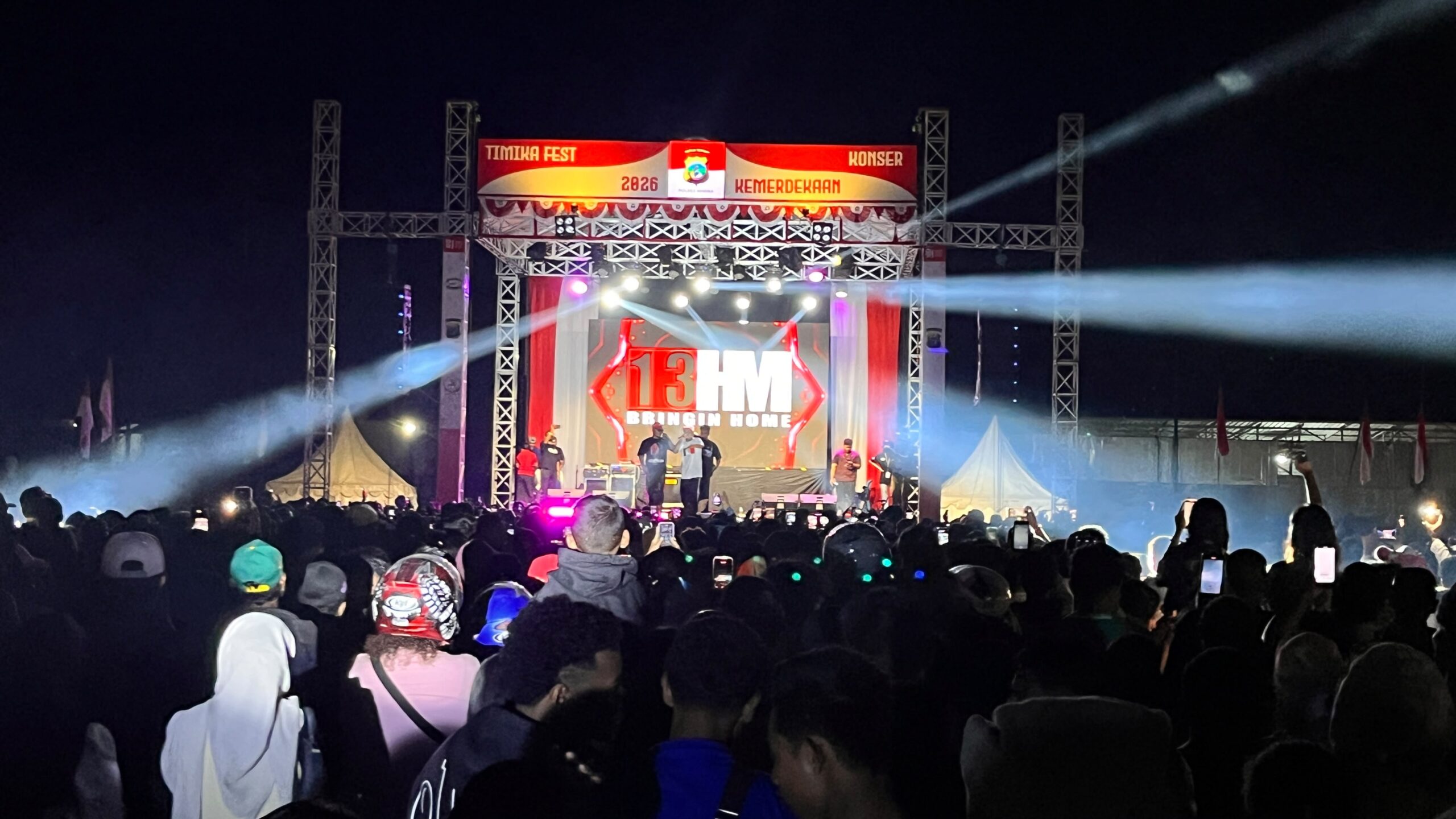 Doa untuk Korban Bencana Flores-NTT Awali Konser Kemerdekaan Timika Fest 2026